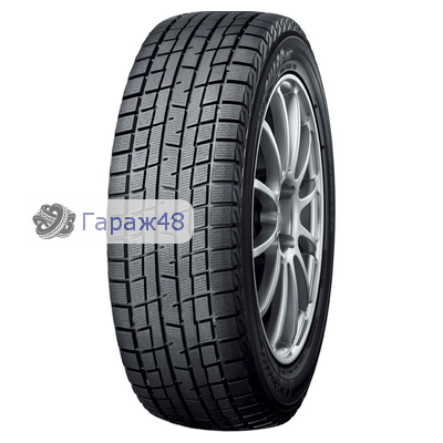 Yokohama IceGuard Studless iG30 215/65 R16 98Q